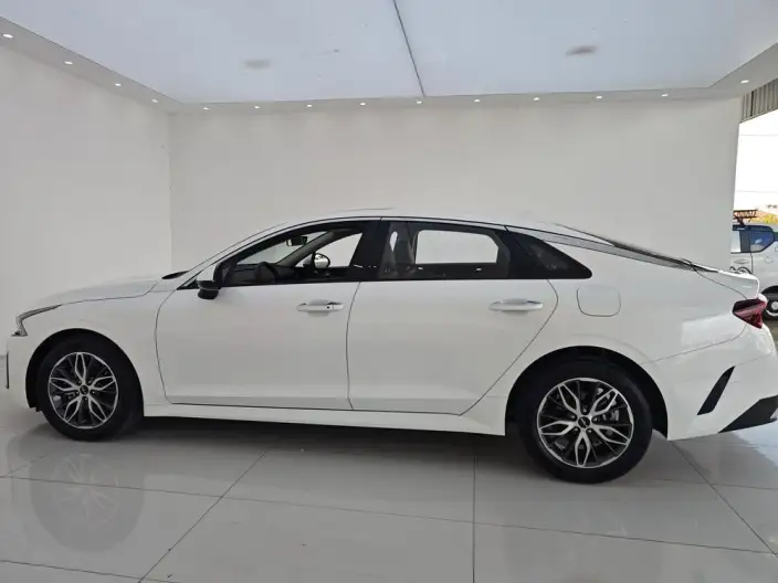 Kia K5 2025 Model 1.5T Deluxe Edition