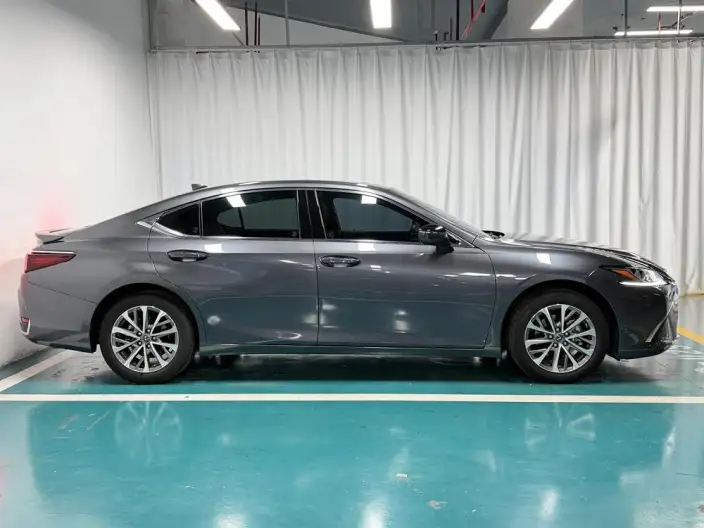 Lexus ES 2022 Model 200 Superior Edition – фото 8