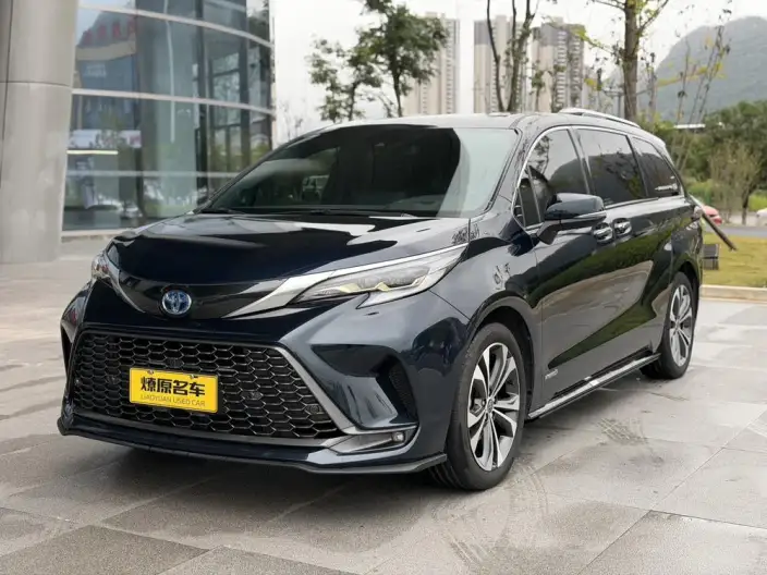 Granvia 2022 Model 2.5L Hybrid Ultimate Edition