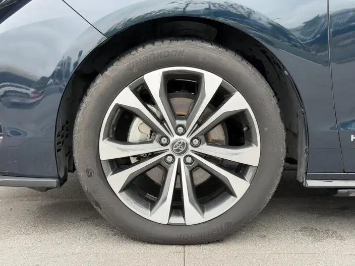 Granvia 2022 Model 2.5L Hybrid Ultimate Edition – фото 8