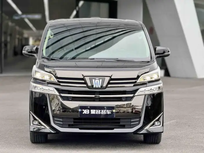 Vellfire 2023 Model 2.5L Automatic 4WD 7 seat Parallel Imported