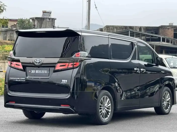 Vellfire 2023 Model 2.5L Automatic 4WD 7 seat Parallel Imported – фото 6