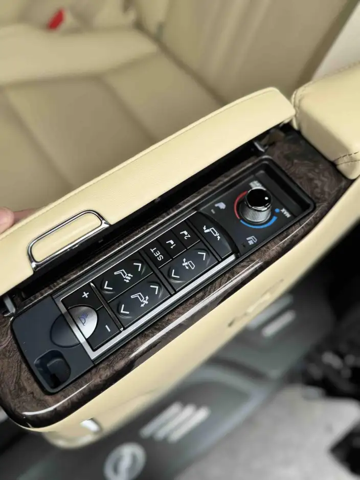 Vellfire 2023 Model 2.5L Automatic 4WD 7 seat Parallel Imported – фото 8