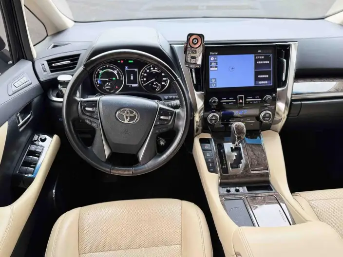 Vellfire 2023 Model 2.5L Automatic 4WD 7 seat Parallel Imported – фото 10