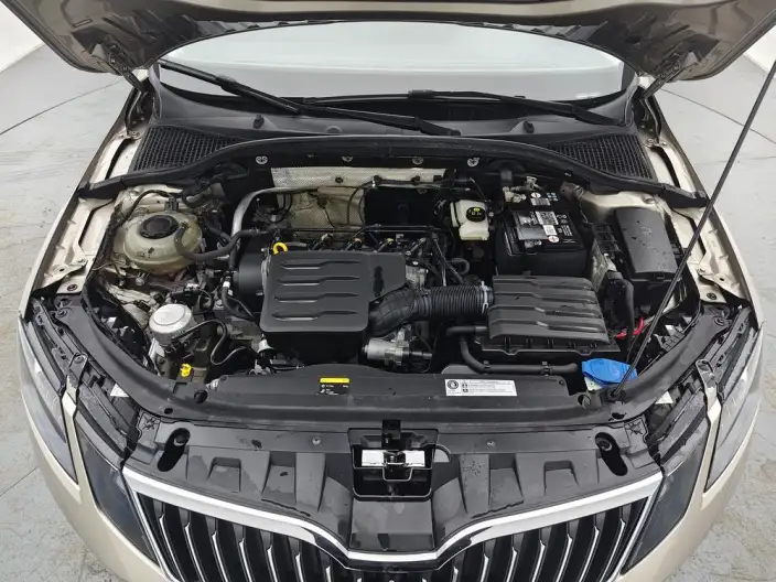 Skoda Octavia 2021 Model 1.5L Automatic Comfort Edition – фото 10