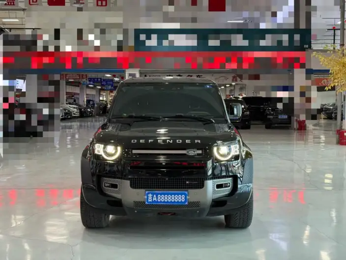 Land Rover Defender 2023 Model 110 3.0T P400 X-Dynamic HSE