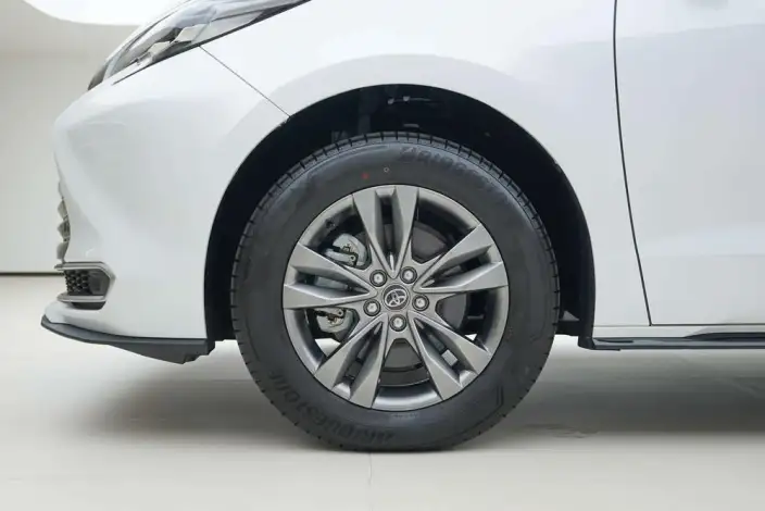 Toyota Sienna 2026 Model Hybrid 2.5L 4WD Premium – фото 8