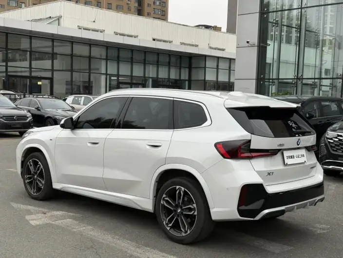 BMW X1 2023 Model sDrive25Li M Sports Set