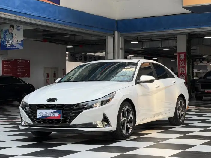 Hyundai Ioniq 2022 Model 1.5L CVT LUX Premium Edition