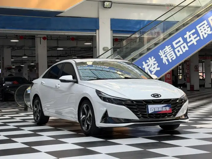 Hyundai Ioniq 2022 Model 1.5L CVT LUX Premium Edition