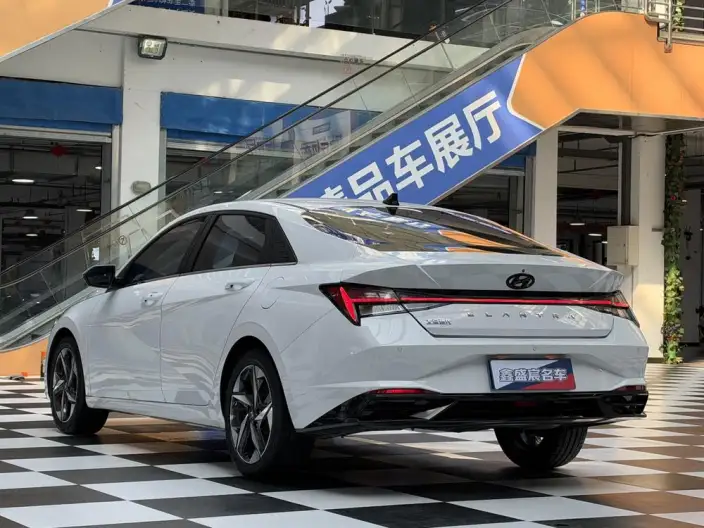 Hyundai Ioniq 2022 Model 1.5L CVT LUX Premium Edition – фото 5