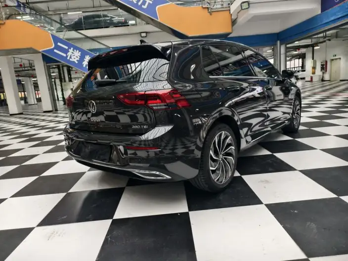 Volkswagen Golf 2023 Model 280TSI DSG Pro
