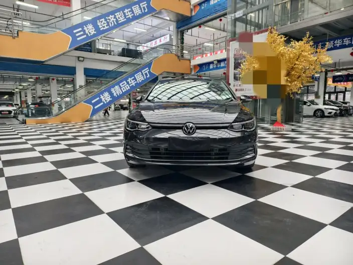 Volkswagen Golf 2023 Model 280TSI DSG Pro – фото 5
