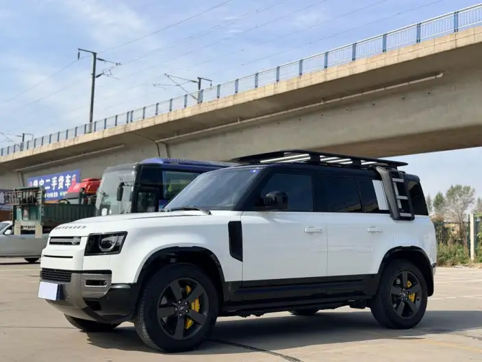 Land Rover Defender 2024 Model 110 3.0T P400 X-Dynamic HSE