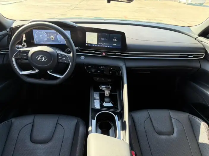 Hyundai Ioniq 2022 Model 1.5L CVT 20th SE 20th Anniversary Memorial Edition – фото 8