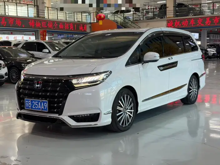 Honda Elysion 2022 Model 2.0L Hybrid Deluxe Edition