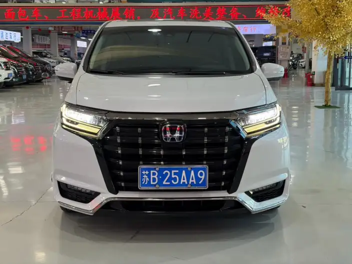 Honda Elysion 2022 Model 2.0L Hybrid Deluxe Edition