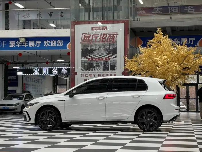 Volkswagen Golf 2021 Model 280TSI DSG R-Line
