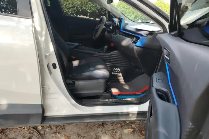 Toyota C-HR 2023 Model 2.0L Comfort Edition – фото 6