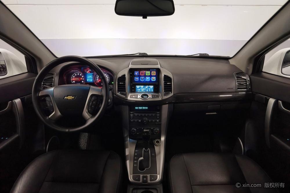 Chevrolet Captiva 2014 2.4L AWD Flagship 7-Seater – фото 12