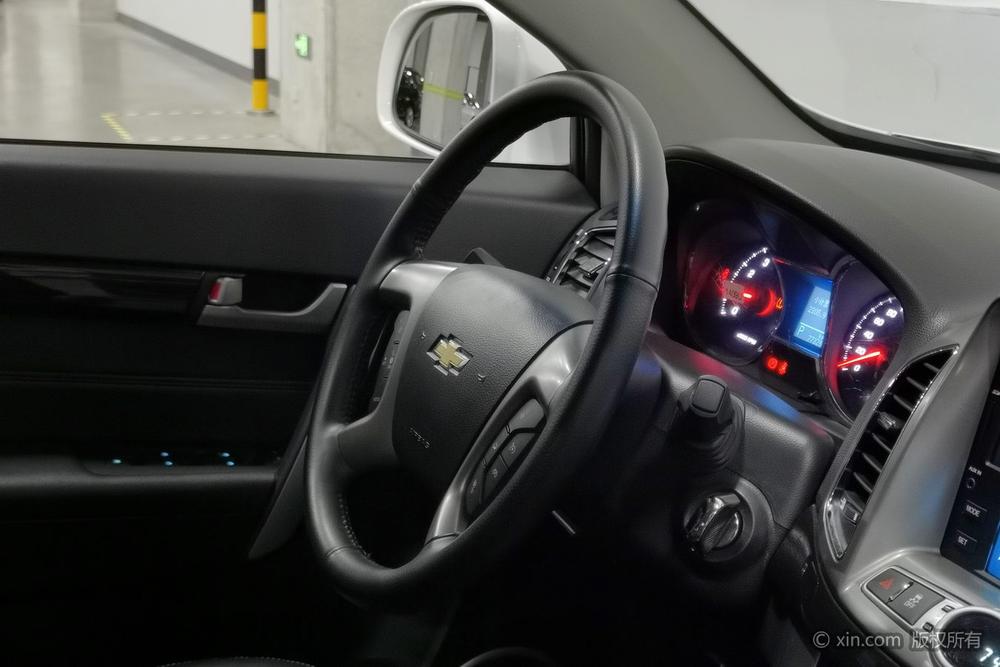 Chevrolet Captiva 2014 2.4L AWD Flagship 7-Seater – фото 16