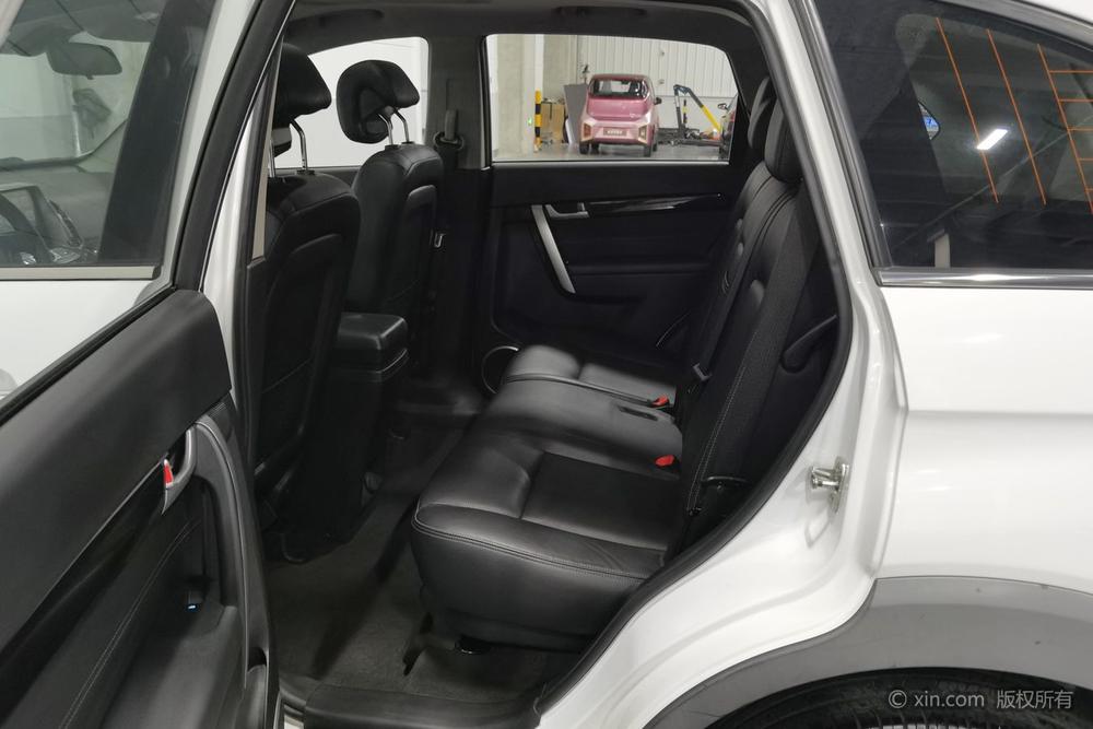 Chevrolet Captiva 2014 2.4L AWD Flagship 7-Seater – фото 19