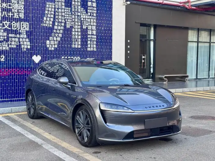 Luxeed R7 2024 Model EV 100kWh UItra 4WD Edition