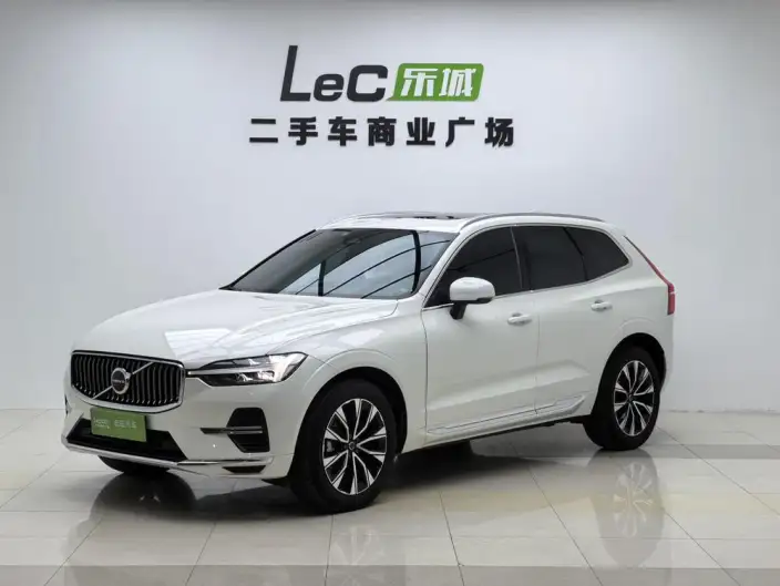 Volvo XC60 2024 Model B5 4WD Smart Range Deluxe Edition
