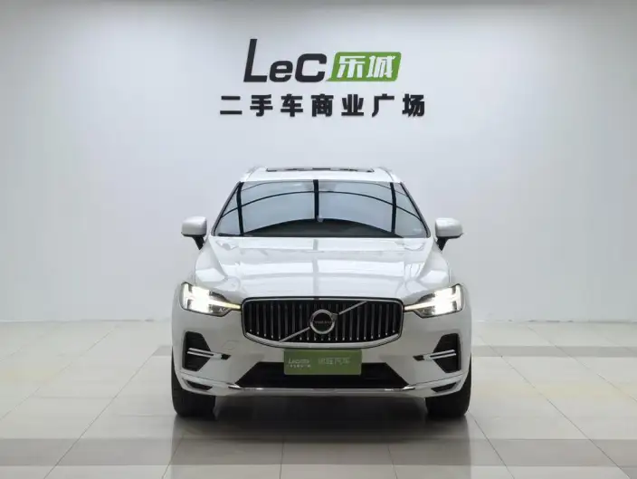 Volvo XC60 2024 Model B5 4WD Smart Range Deluxe Edition