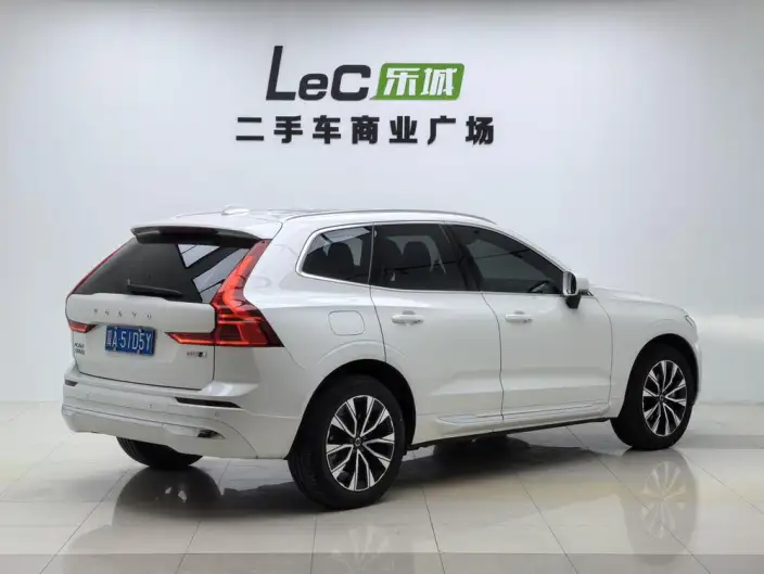 Volvo XC60 2024 Model B5 4WD Smart Range Deluxe Edition