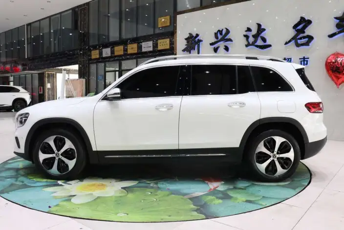 Mercedes-Benz GLB 2022 Model GLB 220 Fashion Model