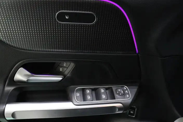 Mercedes-Benz GLB 2022 Model GLB 220 Fashion Model – фото 9