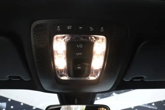 Mercedes-Benz GLB 2022 Model GLB 220 Fashion Model – фото 10