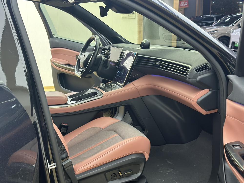 NIO EC6 Модель 2020 года 615KM Signature Edition – фото 16