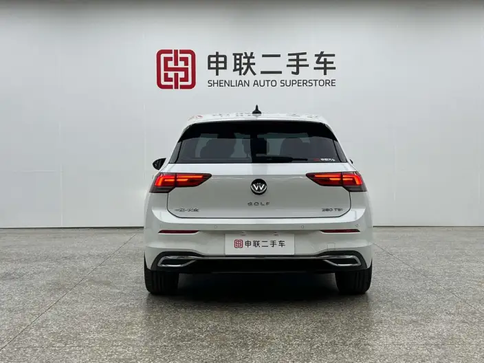 Volkswagen Golf 2021 Model 280TSI DSG Pro – фото 5