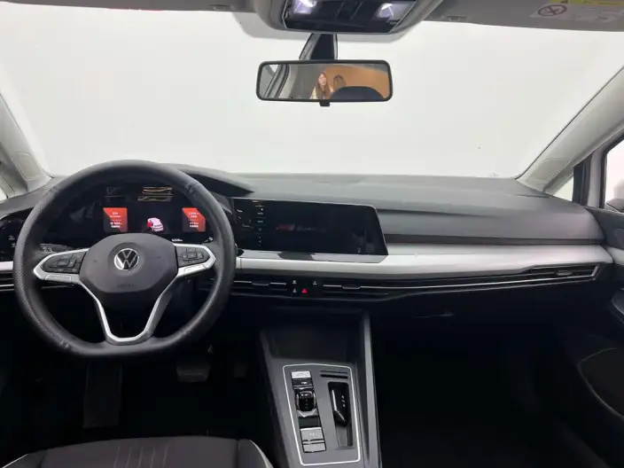 Volkswagen Golf 2021 Model 280TSI DSG Pro – фото 6