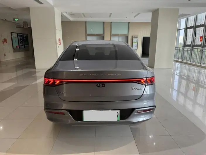 BYD Qin PLUS DM 2023 Model DM-i Champion Edition 120KM Leading Model – фото 6