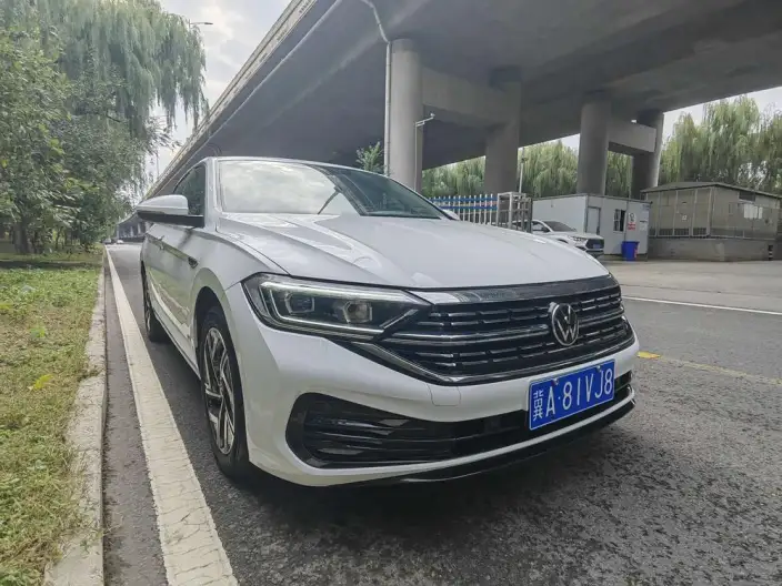 Volkswagen Sagitar 2023 Model 300TSI DSG Beyond Edition