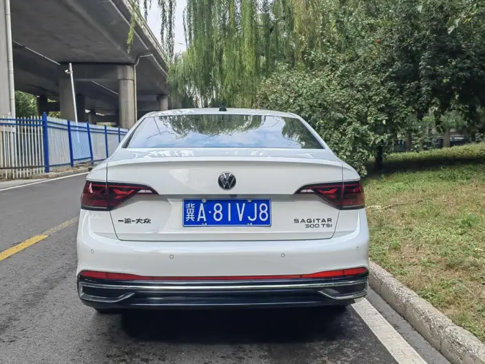 Volkswagen Sagitar 2023 Model 300TSI DSG Beyond Edition – фото 6