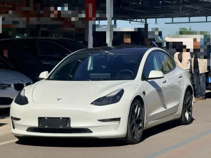 Model 3 2022 Model Performance High performance All-wheel drive version