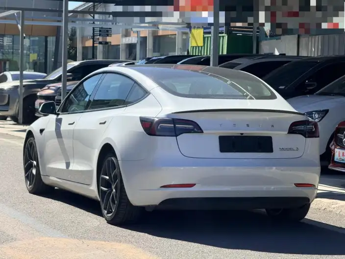 Model 3 2022 Model Performance High performance All-wheel drive version