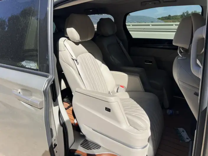 Buick GL8 2022 Model ES Luzun 653T Comfort Model – фото 9