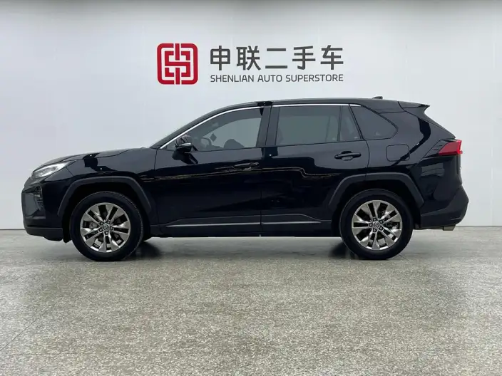 Toyota Wildlander 2024 Model 2.0L 2WD Leading version