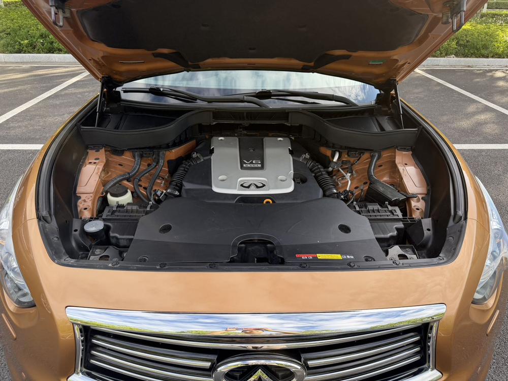 Infiniti QX70 2013 модификация 3.7L Standard Edition – фото 7