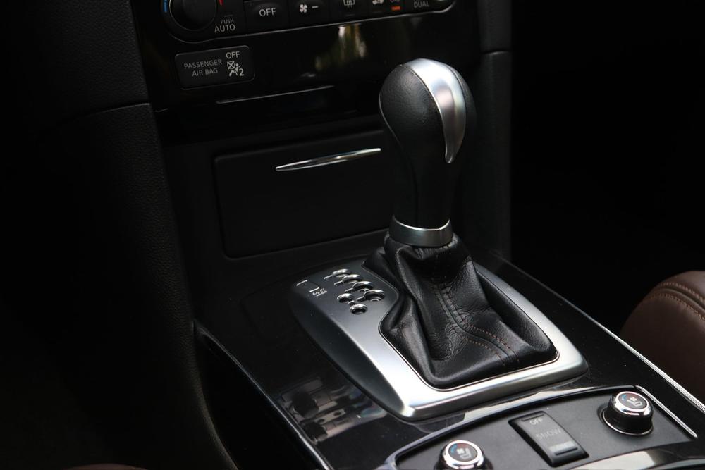 Infiniti QX70 2013 модификация 3.7L Standard Edition – фото 17