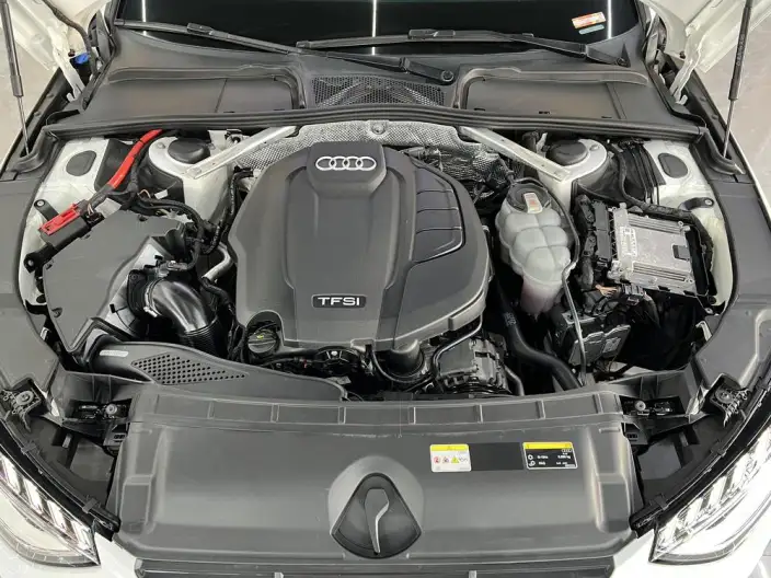 Audi A4 L 2022 Model 40 TFSI Fashion Dynamic Model – фото 5