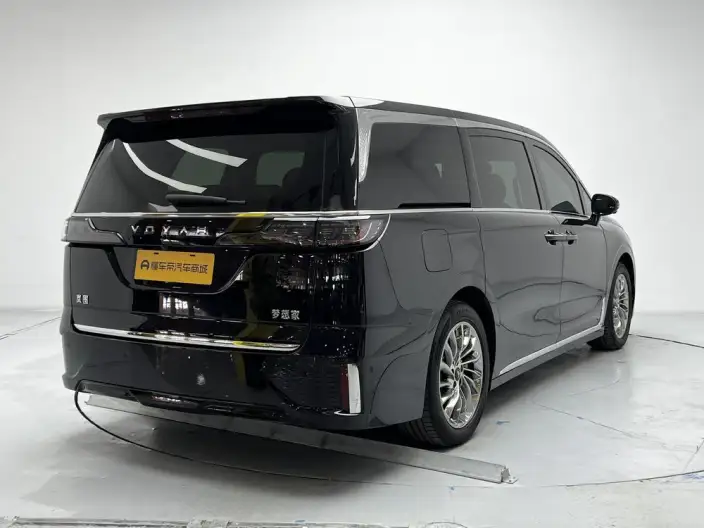 VOYAH Dreamer PHEV 2024 Model Ultra-long Endurance Ultimate Edition – фото 7