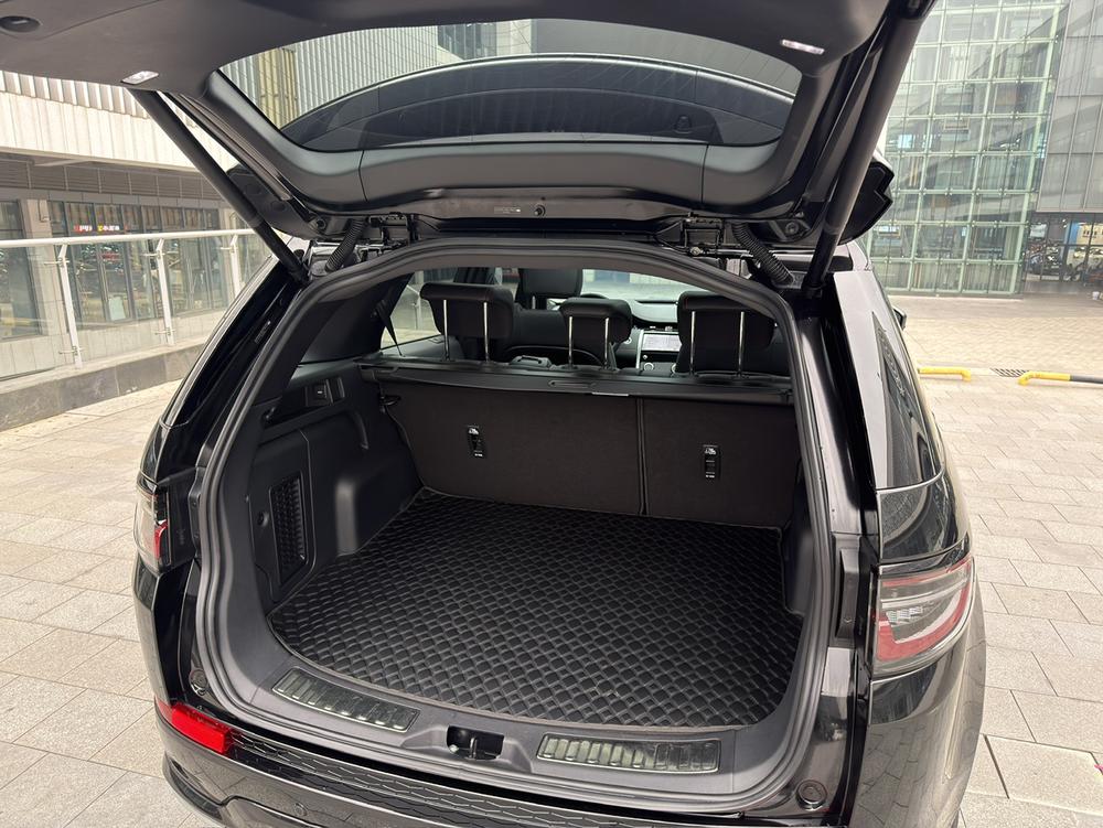 Land Rover Discovery Sport 2022 249PS R-Dynamic S Performance 5-Seat – фото 13