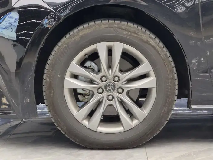 Toyota Sienna 2024 Model Hybrid 2.5L 4WD Premium Edition – фото 8
