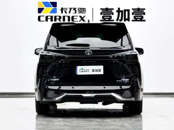 Toyota Sienna 2024 Model Hybrid 2.5L 4WD Premium Edition – фото 10